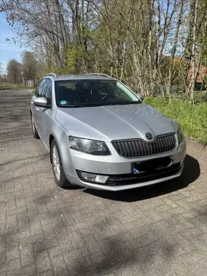 Skoda Octavia Combi 2.0 TDI (Green tec) DSG Ambition