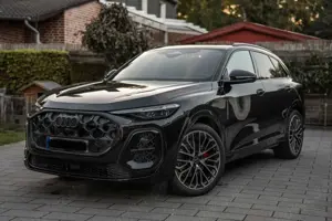 Audi Q5 TFSI quattro 150 kW S tronic edition one mythossch