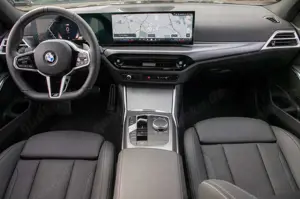 BMW 318 i Touring M Sportpaket RfKam. Navi *Facelift* Bild 4