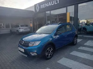 Dacia Sandero Stepway Celebration TCe90 GJR,AHK,Klima