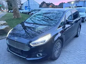 Ford S-Max S-MAX Titanium*7 SITZER*NAVI*KAMERA*ALU*