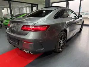 Mercedes-Benz E 400 4M Coupe AMG Distronic+/Pano/Sitzklima/HuD Bild 5