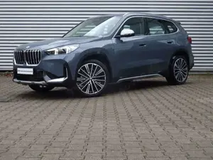 BMW X1 xDrive23i xLine HuD HiFi-h/k Pano 360° adLED