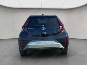 Toyota Aygo X X 1,5 Hybrid Teamplayer 68 kW, 5-türig Bild 4