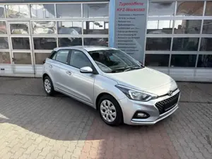 Hyundai i20 1.2 , Scheckheftgepflegt, 1.Hand, HU/AU neu