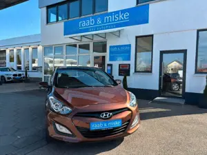 Hyundai i30 1.4 CRD Intro Edition *Navi/AHK/SHZ*