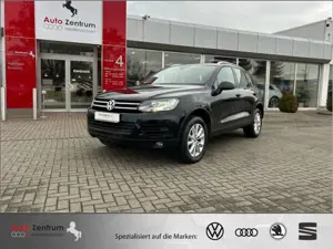 Volkswagen Touareg 3.0 V6 TDI mit AHK aus 1.HAND und TOP-gepflegt