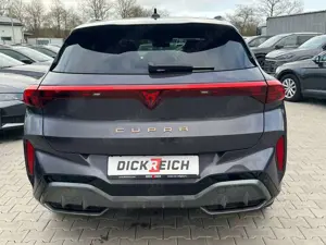 CUPRA Terramar 1.5 eTSI 360°HUD*MATRIX*PANO*DCC*20" Bild 4