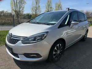 Opel Zafira Tourer 1.6 CDTI Active 1. HAND/MWST AUSW.