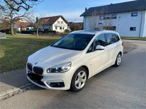 BMW 220 220d Active Tourer xDrive Sport-Aut. Luxury Line