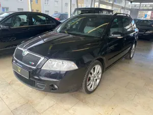 Skoda Octavia Combi RS/Led./Xen/PDC/Navi/SHZ/S-Heft/