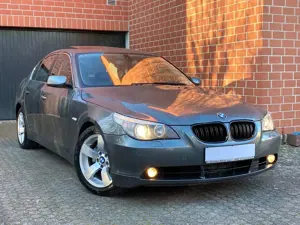 BMW 530 530dA E60 BUSINESS LINE *HEAD UP+KEYLESS GO+SD*