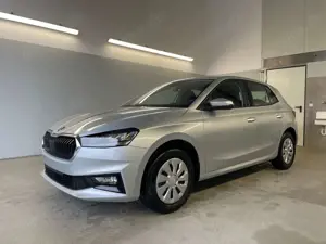 Skoda Fabia Selection 95PS GV4+Sitzheiz+Lenkradheiz+AppConn...