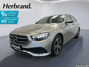 Mercedes-Benz E 220 d Avantgarde Distronic Widescreen R-Kamera
