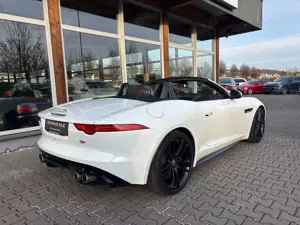 Jaguar F-Type Bild 4
