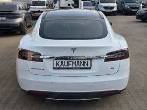 Tesla Model S Bild 5