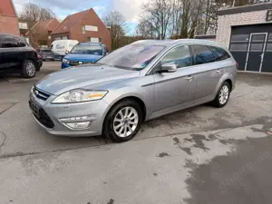 Ford Mondeo Titanium Sitzheiz PDC Multi Freisp.