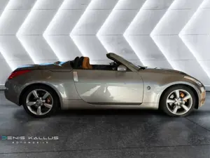 Nissan 350Z 350 Z Pack SuperHistorie/Gepflegt!Sommerfahrzeug Bild 3