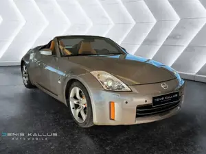 Nissan 350Z 350 Z Pack SuperHistorie/Gepflegt!Sommerfahrzeug Bild 4