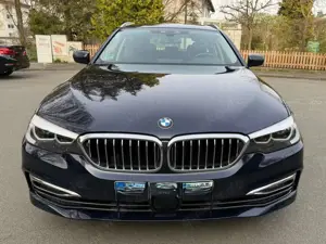 BMW 530 5er Touring Diesel 530d Touring Aut. Luxury Line