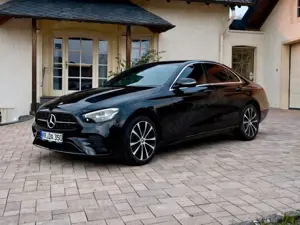 Mercedes-Benz E 300 E-Klasse Diesel Plugin Hybrid de 9G-TRONIC AMG Line
