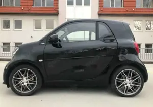 smart forTwo coupé BRABUS GEPANZERT ARMOURED B4 BLINDE