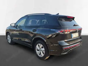 Volkswagen Tiguan R-Line 1,5l eHybrid AHK Leder Panorama Harman Bild 2