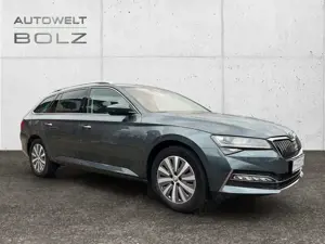 Skoda Superb Combi 1.4 TSI Style iV MATRIX-LED AHK Bild 3