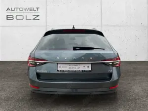 Skoda Superb Combi 1.4 TSI Style iV MATRIX-LED AHK Bild 5