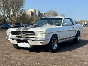 Ford Mustang Hardtop Coupe
