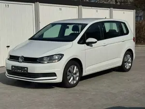 Volkswagen Touran Touran Diesel 1.6 TDI SCR (BlueMotion Technology) SOUND