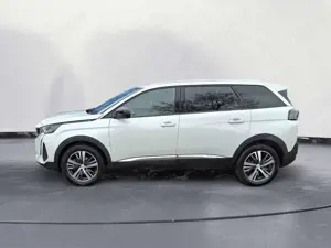 Peugeot 5008 PureTech 130 Allure Pack Navi LED AHK PDC K