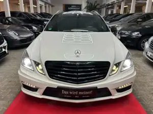 Mercedes-Benz E 63 AMG T V8 Bi-Turbo*PANO*RFK*HARMAN/KARDON* Bild 2