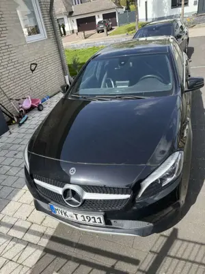 Mercedes-Benz A 180 A 180 BlueEfficiency (176.042)