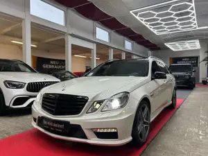 Mercedes-Benz E 63 AMG T V8 Bi-Turbo*PANO*RFK*HARMAN/KARDON*
