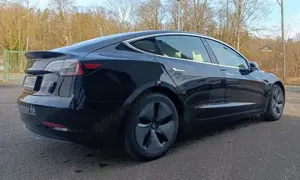 Tesla Model 3 Standard Range Plus RWD Bild 5