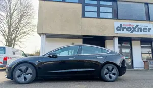 Tesla Model 3 Standard Range Plus RWD Bild 2