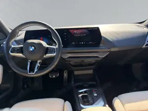BMW 120 i M Sport/Navigation/LED/DAB/Sitzheizung Bild 5