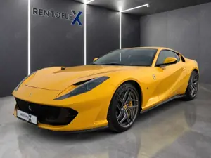 Ferrari 812 Superfast Carbon/Lift/Beifahrerdisplay