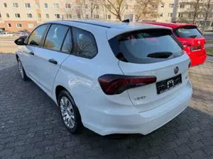 Fiat Tipo Kombi Hybrid 1,5 Automatic Bild 4