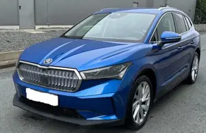 Skoda Enyaq Enyaq iV 80*MATRIX *Beleuchteter Grill*Soundsystem-Canton*Kamera*20Zoll*Totenwinkel*Roll