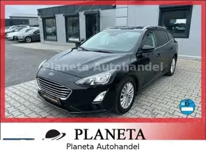 Ford Focus Turnier Titanium*AUTOMATIK*NAVI*CAM*TEMPOM