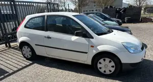 Ford Fiesta Ambiente Halbautomatik - FRÜHJAHRSPUTZ