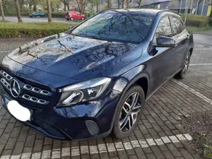 Mercedes-Benz GLA 200 GLA 200 7G-DCT Urban