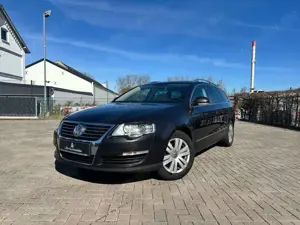 Volkswagen Passat Variant Passat Var. 1.8 TSI DSG Highline XENON*KAM*AHK