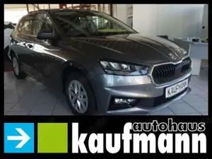 Skoda Fabia FABIA STYLE 110 PS DSG SHZ PDC APP TEMPOMAT LM