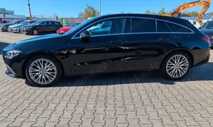 Mercedes-Benz CLA 200 Shooting Brake Bild 3