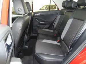 Volkswagen T-Roc T-ROC 1.5 TSI Goal NAV/GARANTIE/GANZJAHRESREIFEN Bild 5