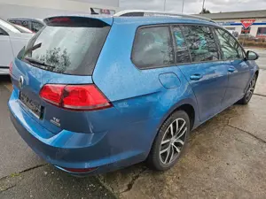 Volkswagen Golf VII Variant Cup BMT LED Bi-Xenon Standh 2.H Bild 4