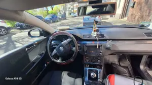 Volkswagen Passat Bild 3